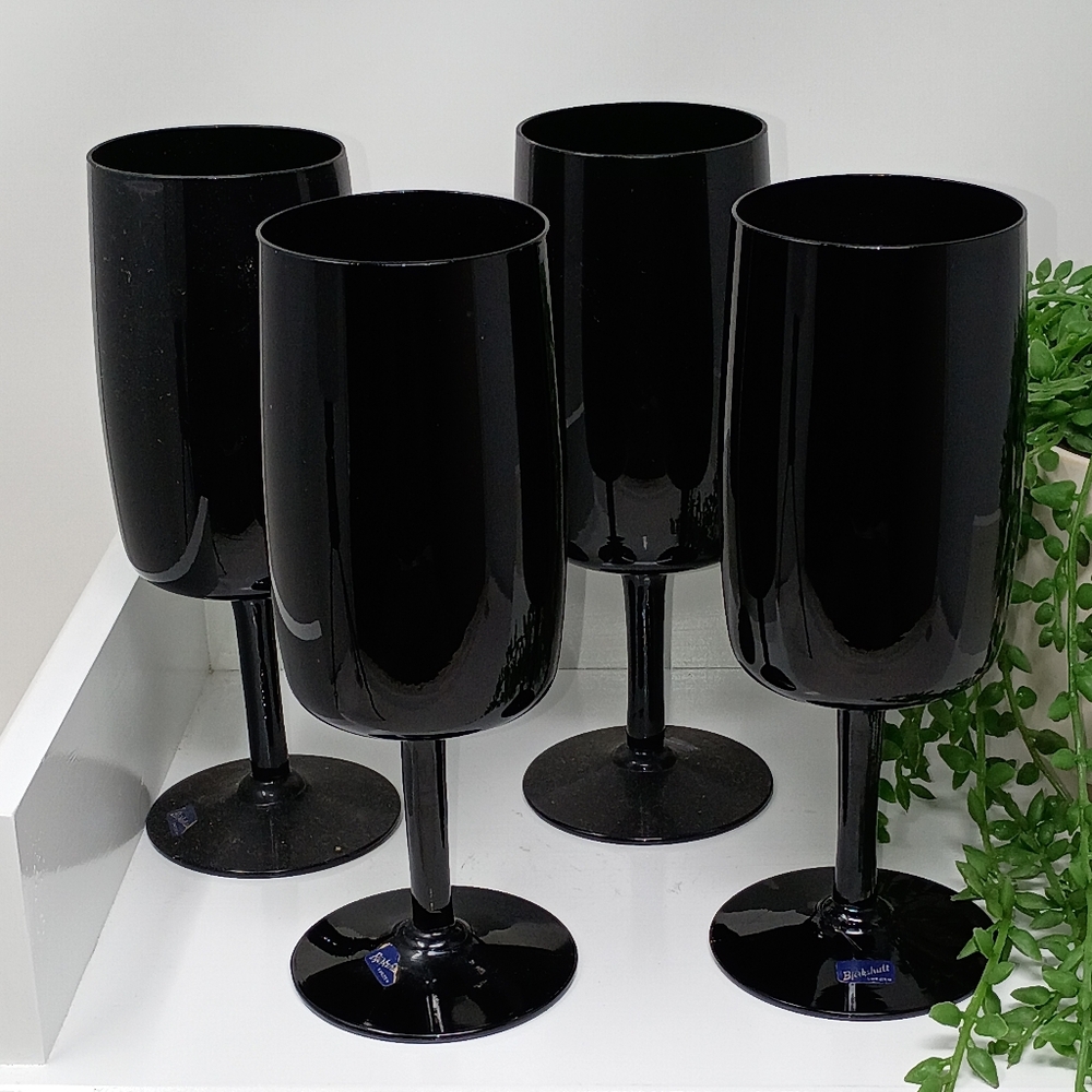 Elegant Black Drinkware Set - Picture 1 of 5